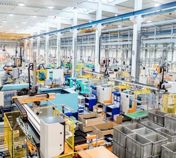 A manufacturing distribution center using technology to automate processes 